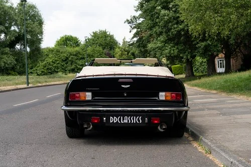 Aston Martin Vantage Volante 5340Cc