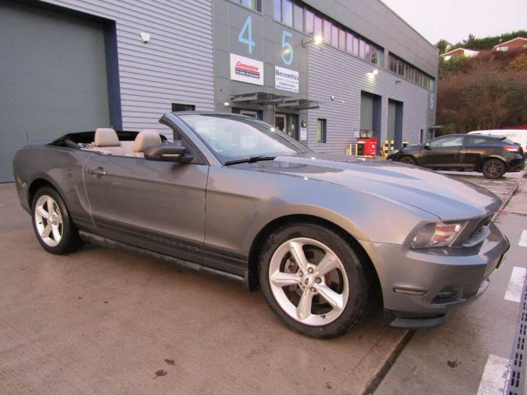 Ford Mustang 3 7 V6