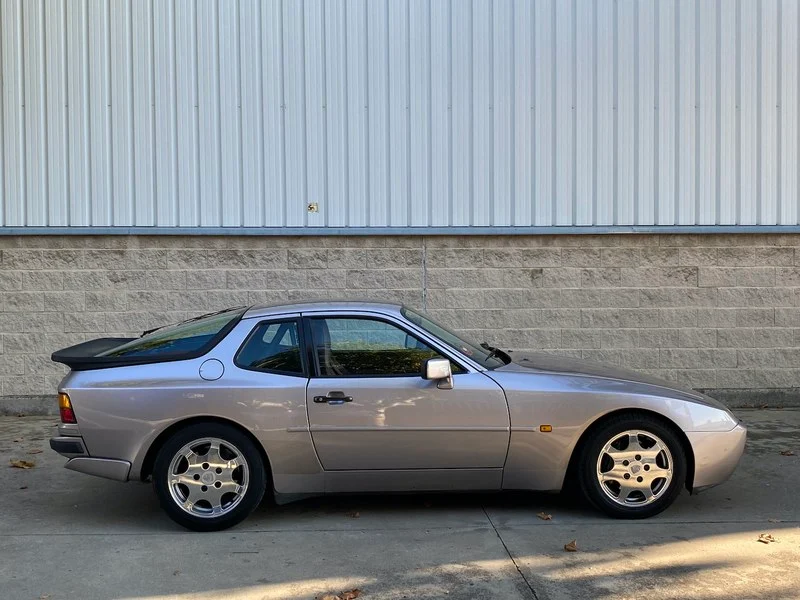 Porsche 944 Turbo Cup Car