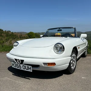 Alfa Romeo Spider Pininfarina Petrol