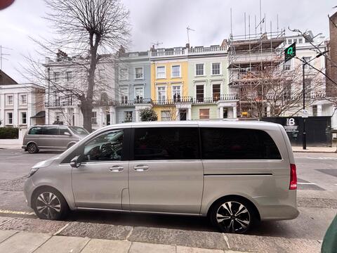 Mercedes-Benz Benz V Class2 2