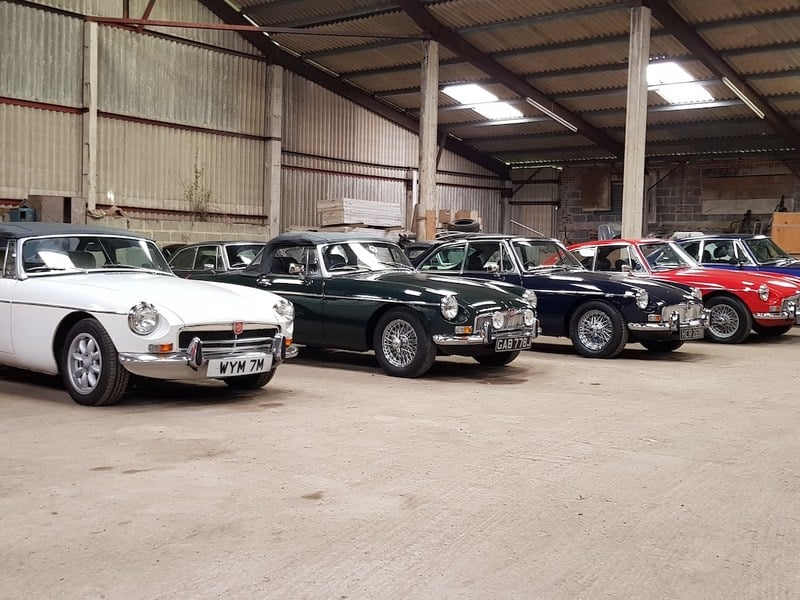 Mg B Roadster Or Gt