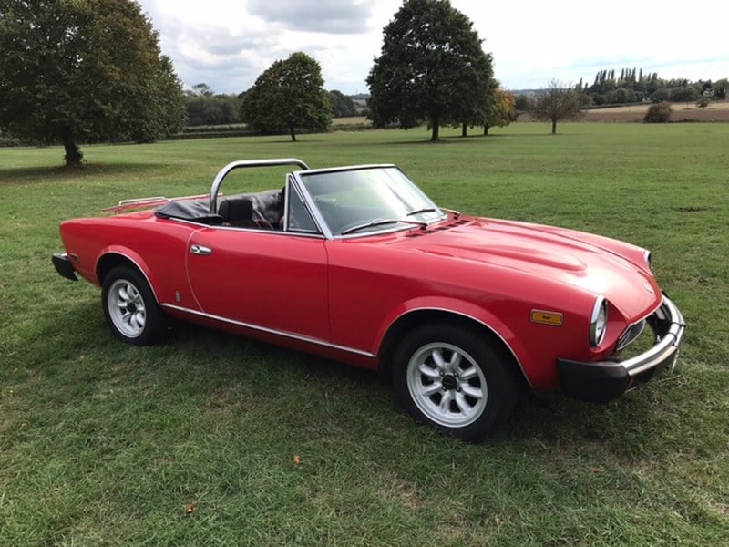 Fiat 124 Spider 2 0I