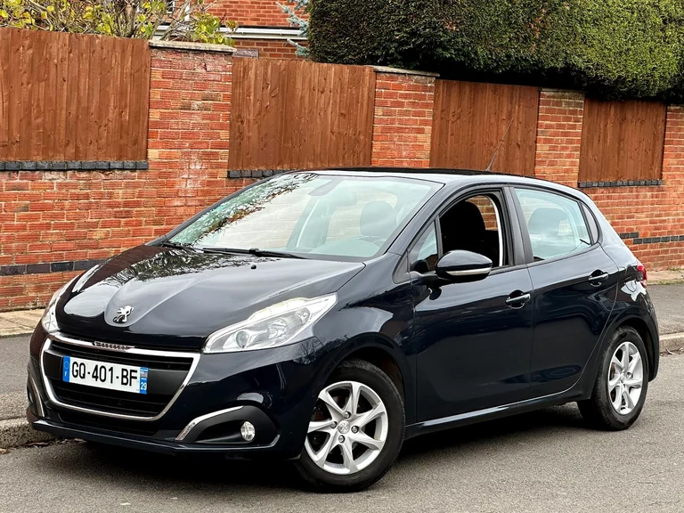 Peugeot 208 1 2 Petrol