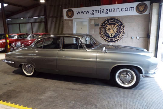Jaguar Mark 10