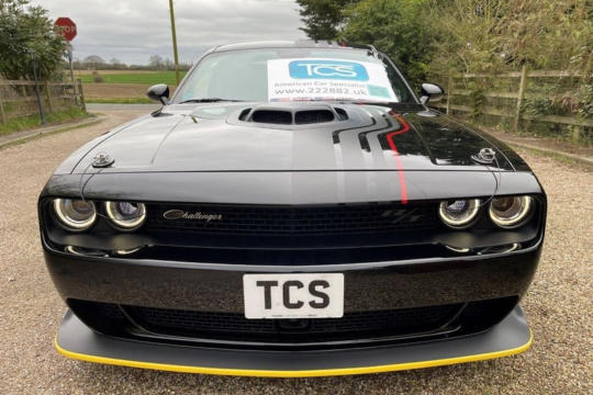Dodge Challenger 392 Hemi V8