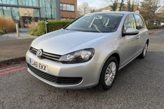 Volkswagen Golf 2011 - 1