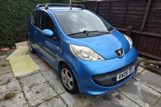 Peugeot 107 Hatchback 2008 Semi
