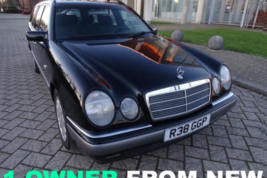 Mercedes-Benz Benz W210 E Class
