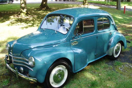 Renault 4Cv