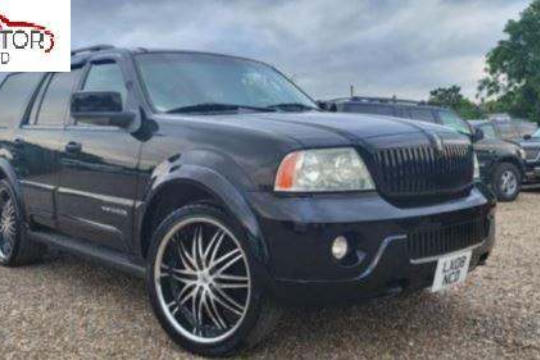 Lincoln Navigator 5 4 V8